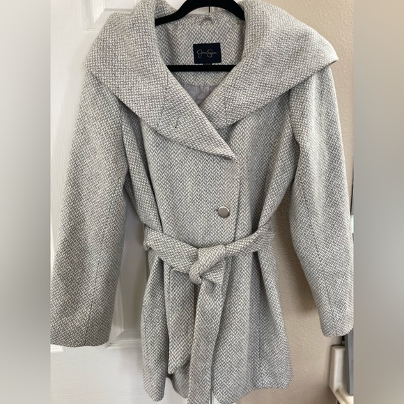 Beautiful Jessica Simpson Coat - Picture 2 of 8
